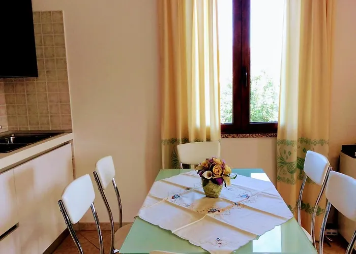 Nyaraló Il Mirto E L'oleandro